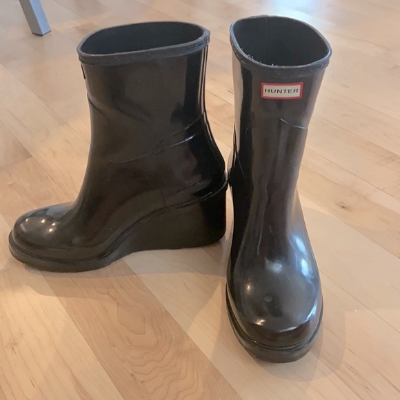 Hunter Shoes - Hunter Wedge Boots - Size 8